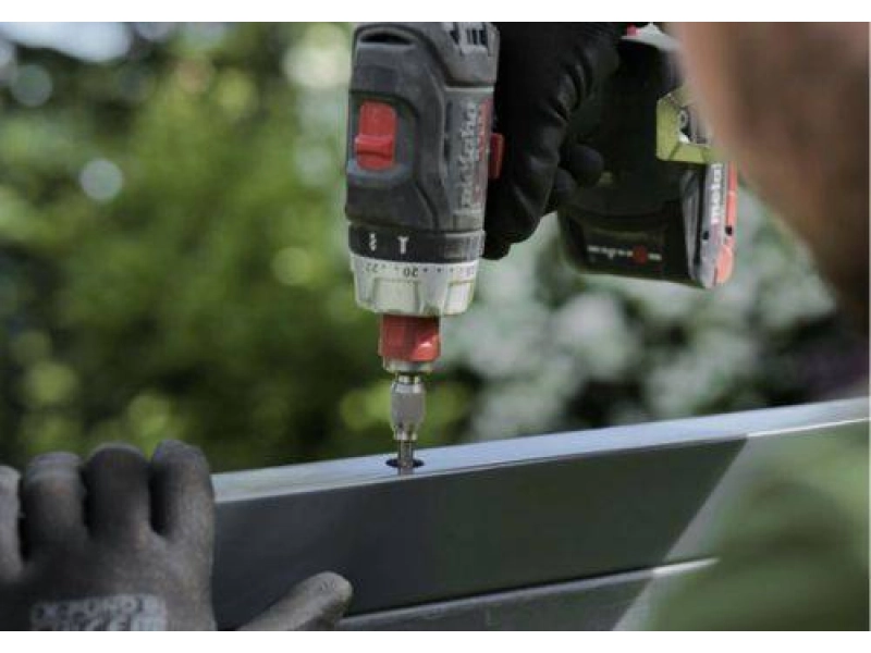 Wie man einen Zaunpfosten verlängert – praktische Montage